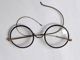Brýle - I. republika