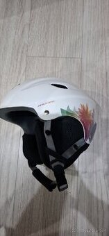 Damska lyziarska prilba znacky Arcore