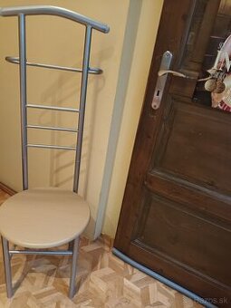 Odkladacia stolička - rozoberateľná - NOVÁ 6,00 €