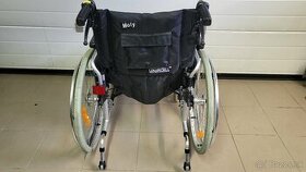 invalidny vozík 48cm pridavne brzdy pre asistenta odľahčeny