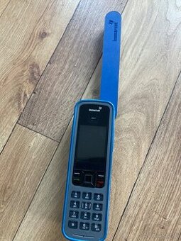 Inmarsat Isatphone