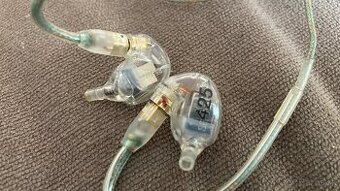 InEar sluchatka SHURE SE425 headphones inear monitoring
