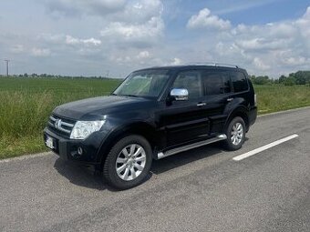 Mitsubishi pajero 3.2did 200ps
