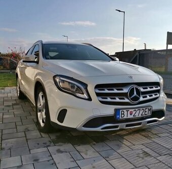 Mercedes Benz GLA 180 d