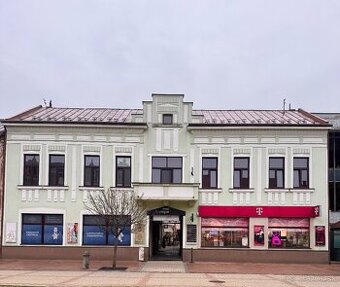 Michalovce Budova Námestie Osloboditeľov