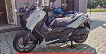 Yamaha Xmax125.