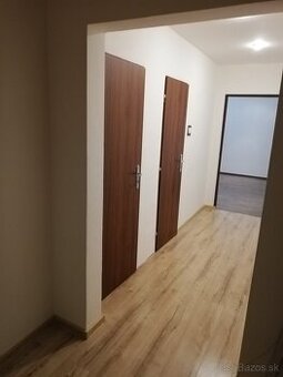 Prenájom trojizbového bytu na Rúbanisku 1 v Lučenci