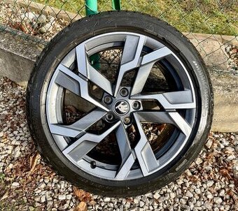 5x112 R19 Škoda karoq 225/45 19 Bridgestone