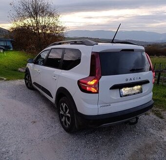 Dacia Jogger Jogger 1.0 TCe 100k ECO-G Expression 7 miest 74