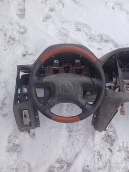 Mitsubishi Pajero III  - prístrojovka