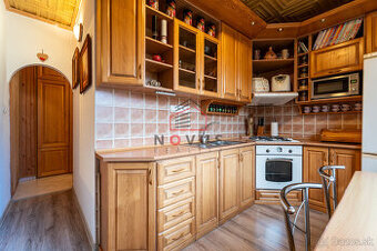 3 IZBOVÝ BYT Nová Dubnica