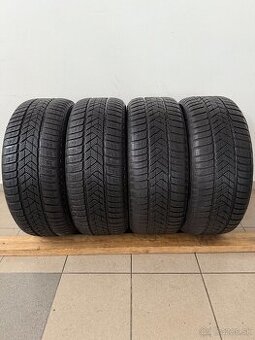 Zimné pneumatiky 245/40/19 Pirelli Sottozero 3 Winter Runfla