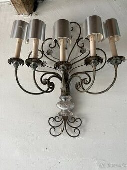 Veľké nástenné svietidlo