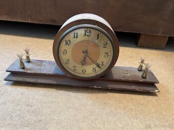 Vesna retro ussr kozubove hodiny