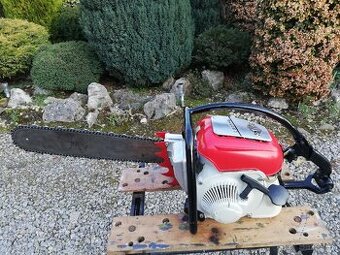 MOTOROVA PILA, STIHL CONTRA.