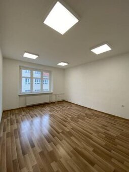 Ponúkame Vám kanceláriu v centre Martina