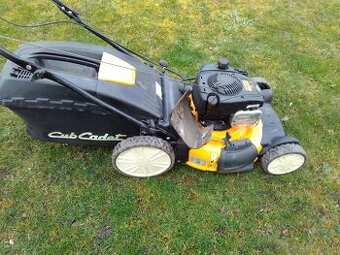 Predám kosačku z pojazdom cupcadet