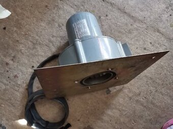 Predám priemyselný ventilátor