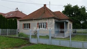 Na predaj rodinný dom s pozemkom 1490 m2 v obci Kovarce - 1