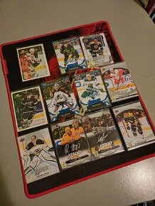 Hokejove karty / kartičky MVP s podpisom