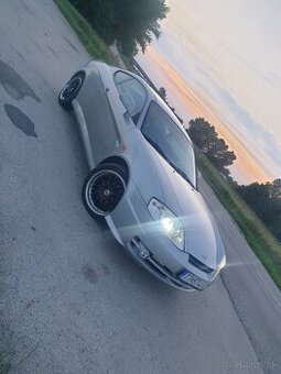 Hyundai coupe 2.7 V6 123kw 2002