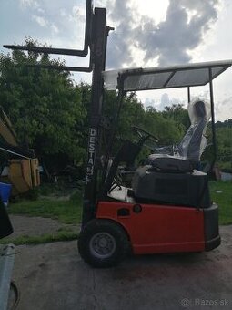 Vzv Desta 12B