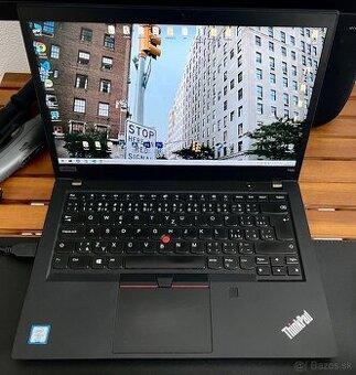 ThinkPad T490