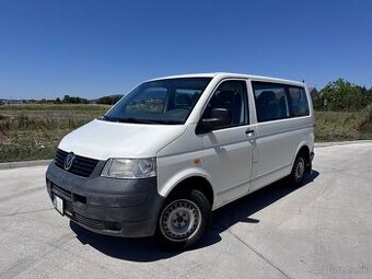 VW Volkswagen Transporter T5 1.9 TDI 9-miestny