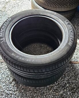 235/55 R18 Michelin leto