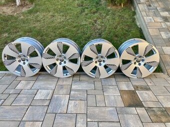 Alu disky org AUDI 5x112 8,5J ET36 R19
