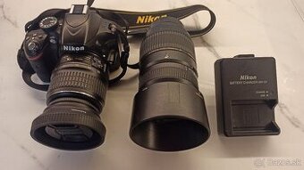 Nikon d 3200 s objektívmi.
