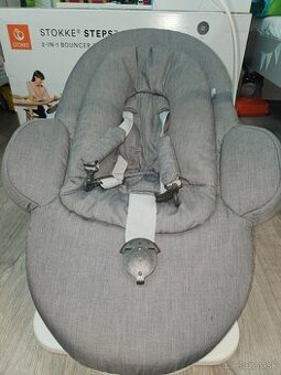 Stokke steps buncer 2 in1 Bouncer & newborn set