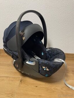Cybex cloud Z i size