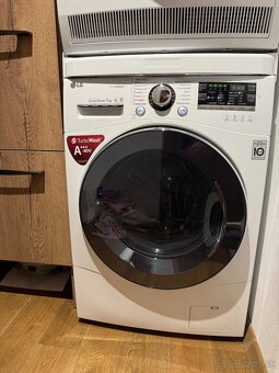 Práčka LG F74A8QDS