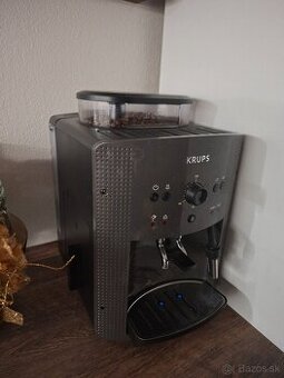 Automaticky kavovar Krups