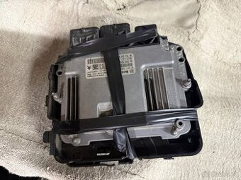 BSI + riadiacia jednotka motora