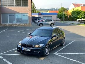 BMW e90 330i predam / vymenim za 4x4 - 1