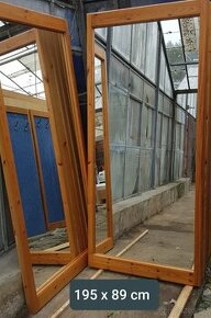 Zrkadlo v drevenom rame 195 x 87 cm