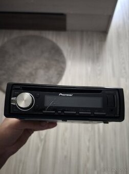 Autorádio pioneer