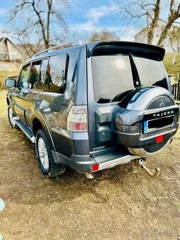 pajero 3.2 di-d 7 miestne 4x4