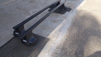 Priečniky Thule