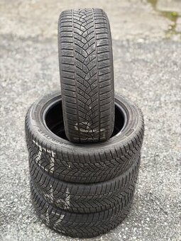Zimné pneu 4ks GoodYear UltraGrip Performance+ 215/55 R17