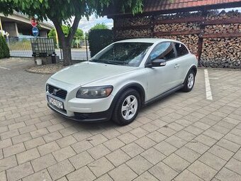 Volvo C30 1.6 Benzín