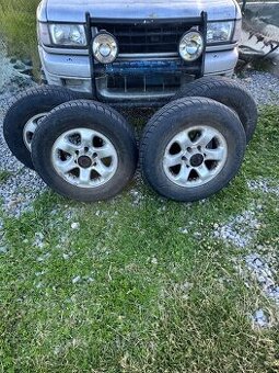 245/70 R16 - 1