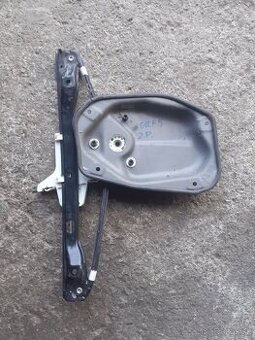 VW GOLF 5 SŤAHOVANIE OKNA Z.P.