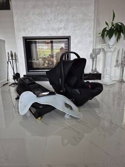 Predam autosedacku vajicko Britax Römer Baby-Safe Core