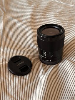 Sony FE 35mm f/1.8
