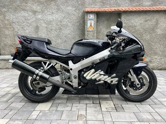 Kawasaki zx7r ( barva mica ) cz tp