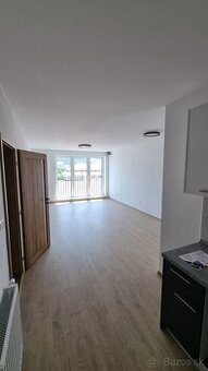 Na prenájom 2-izbový byt 2+kk v centre Bytče – BD Popper