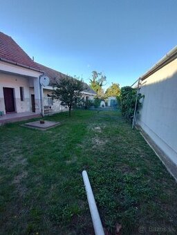 Predáme starší rodinný dom v obci Jakubov pri Malackách